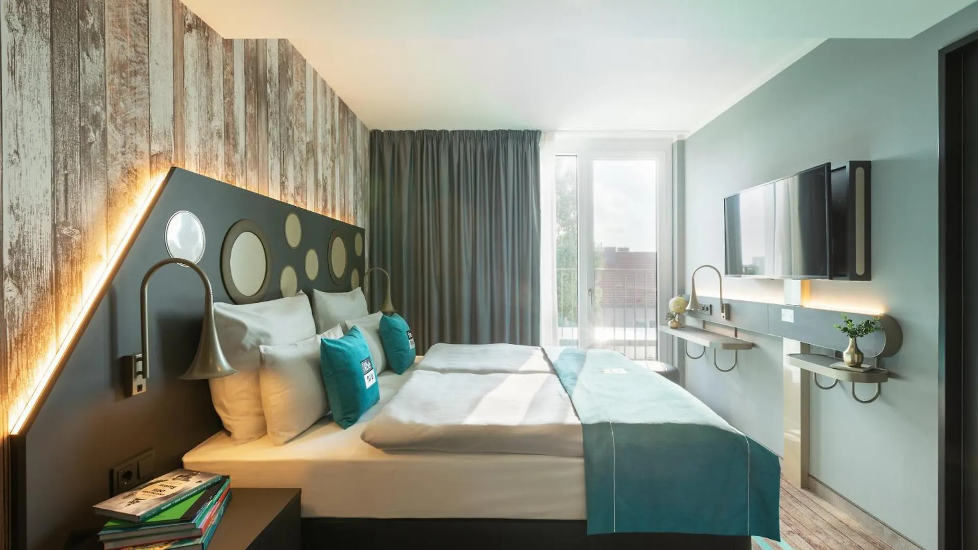 Holiday Inn - The Niu, Brass Munich Olympiapark By Ihg Alemanha