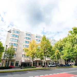 leonardo-hotel-dusseldorf-city-center.topcolognehotels.com/
